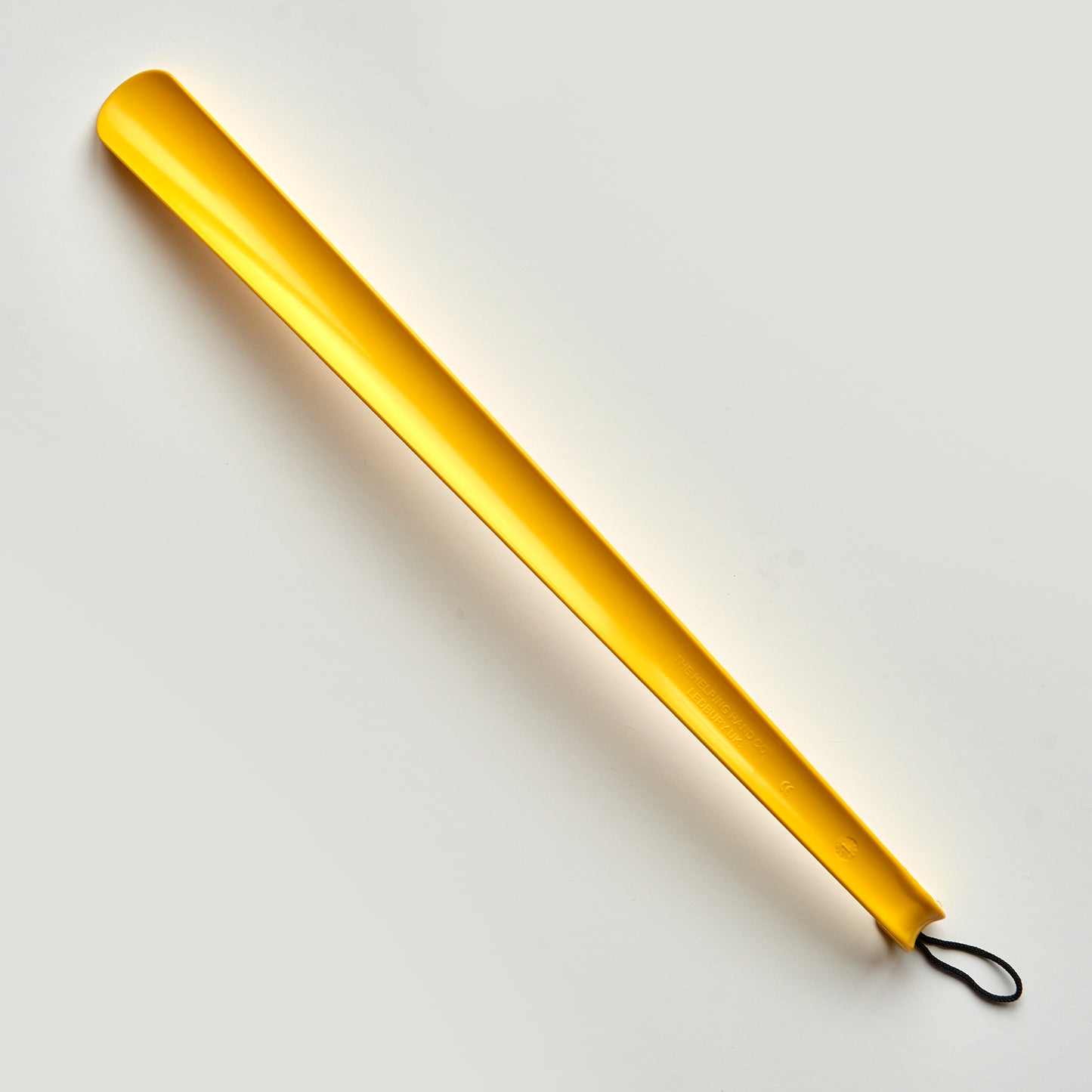 Long Handled Yellow Plastic Shoe Horn (21-inch / 53cm)
