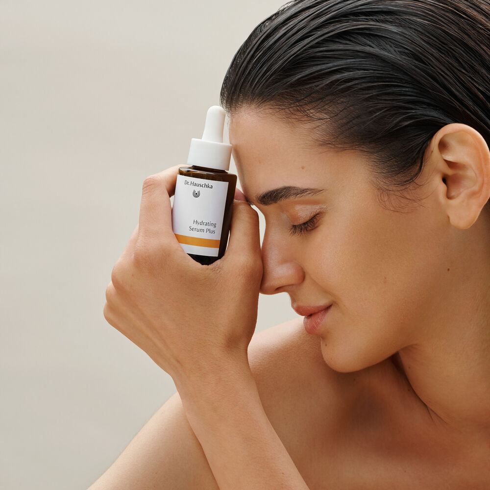 NEW Dr. Hauschka Hydrating Serum Plus 30ml